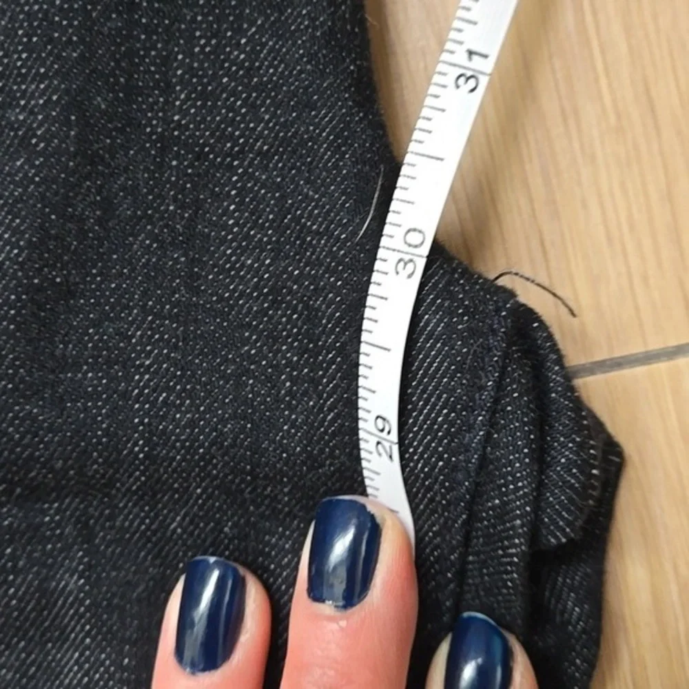 Women's Black Flared Jeans - Picture 3 of 4